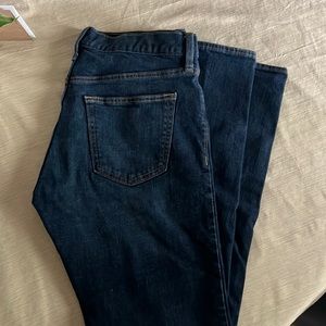 Men’s Old Navy dark washed slim jeans 32 x 34